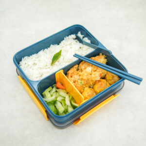 Lunch Box Tempat Bekal Kotak Makan Bento Ompreng Transparant Plastik 600ml 3 Sekat BPA Free Food Grade alat makan Sendok Sumpit Cutlery Set